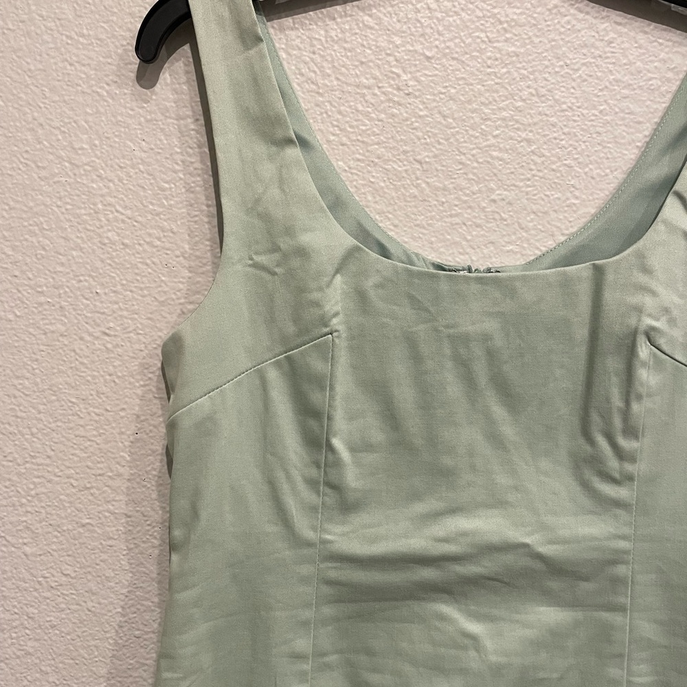 🆕 NWT green slit mini body con dress - Picture 5 of 6